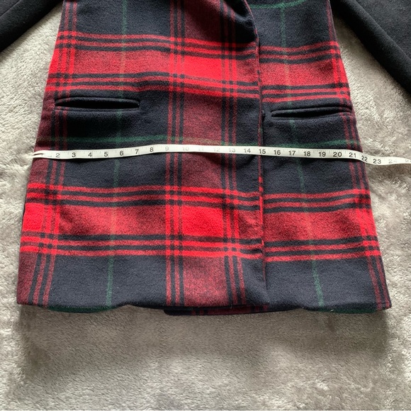 Gap red plaid lined driving coat - Picture 15 of 16